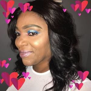 Meet your Posher, Elaine